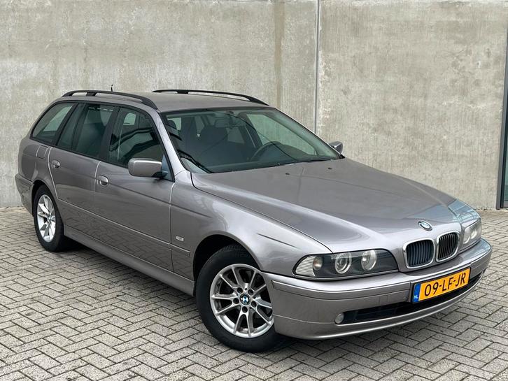 Nette BMW 5-Serie 520i Touring 170PK E39/Automaat/NieuweAPK!, Auto's, BMW, Bedrijf, Aangepast voor mindervaliden, ABS, Adaptieve lichten