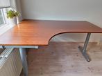 Bureau / hoekbureau van Ikea, Huis en Inrichting, Bureaus, Ophalen of Verzenden, In hoogte verstelbaar, Gebruikt, Bureau