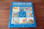 boek - Handig in huis - Willem Aalders, Boeken, Ophalen of Verzenden, Gelezen, Klussen