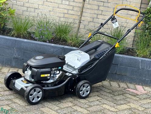 Honda ACTIE grasmaaier met aandrijving autochoke en opvangba, Tuin en Terras, Grasmaaiers, Gebruikt