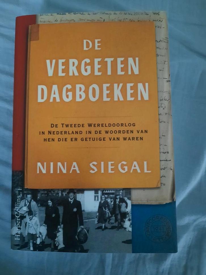 De Vergeten Dagboeken - Nina Siegal, Boeken, Oorlog en Militair, Zo goed als nieuw, Ophalen of Verzenden