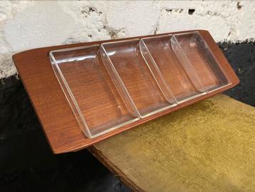 Vintage seventies hapjesschaal teak glazen bakjes beschikbaar voor biedingen