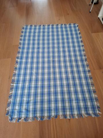 Tafelkleed beschikbaar voor biedingen