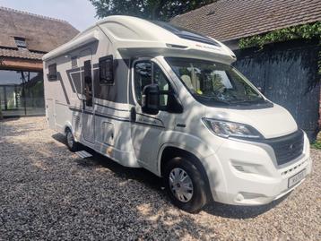 Adria Matrix 670 DC Plus queensbed, hefbed & trekhaak! beschikbaar voor biedingen