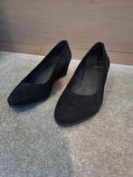 Zwarte pumps met sleehak maat 38, Pumps, Zwart, Ophalen of Verzenden, Zo goed als nieuw