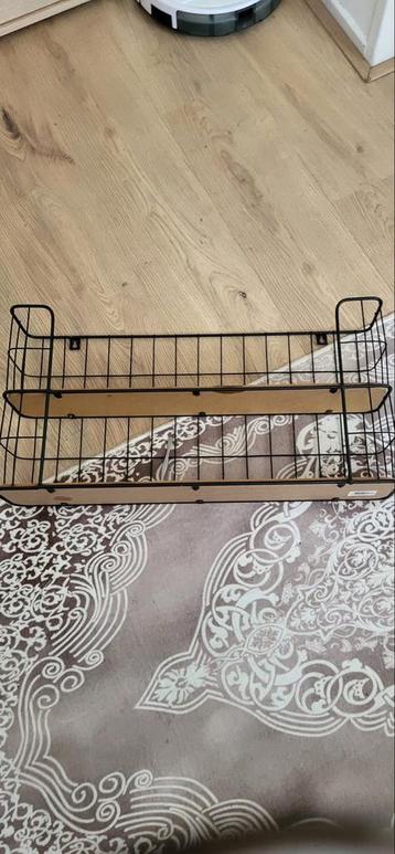 Nieuw Wandrek met Houten Plank beschikbaar voor biedingen