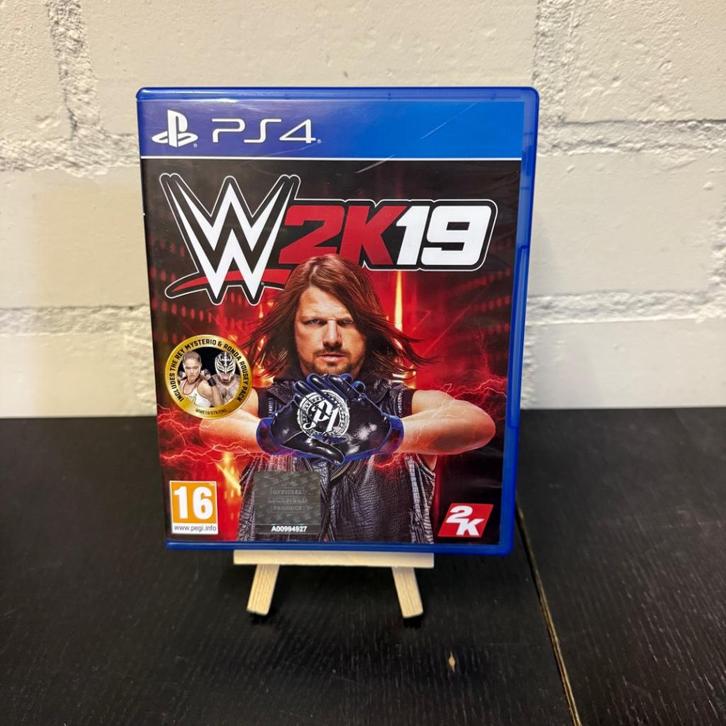 Te Koop: WWE 2K19 (PlayStation 4, Tweedehands), Spelcomputers en Games, Games | Sony PlayStation 4, Gebruikt, Vechten, 3 spelers of meer