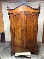 Mahonie houten kast, Ophalen