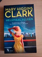 Helemaal alleen Mary higgins clark, Ophalen of Verzenden, Zo goed als nieuw, Nederland