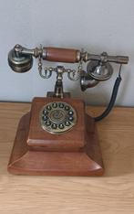Vintage houten decoratieve telefoon met antieke uitstraling, Ophalen of Verzenden, Overige typen