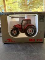 Model trekker Mc Cormick MC115, Hobby en Vrije tijd, Modelauto's | 1:32, Ophalen of Verzenden, Nieuw, Tractor of Landbouw, Overige merken