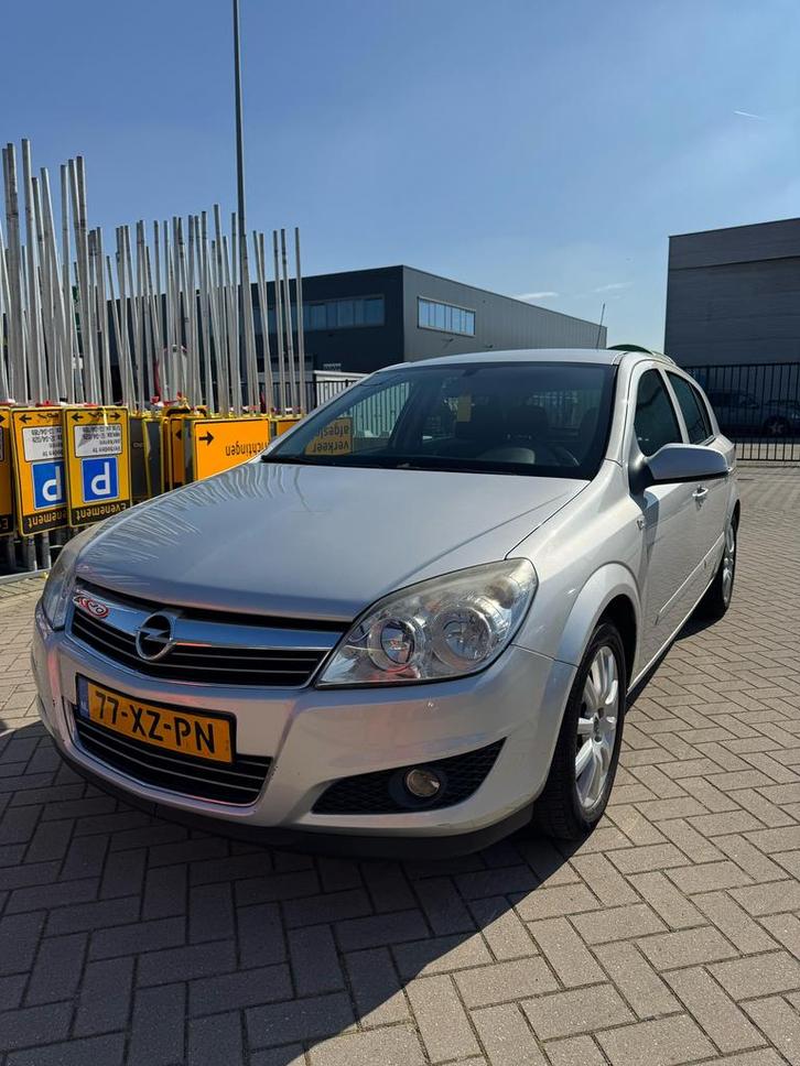 Opel Astra 1.6 16V 5D Easytronic 85KW 2007 Grijs, Auto's, Opel, Particulier, Astra, Apple Carplay, Bluetooth, Cruise Control, Elektrische buitenspiegels