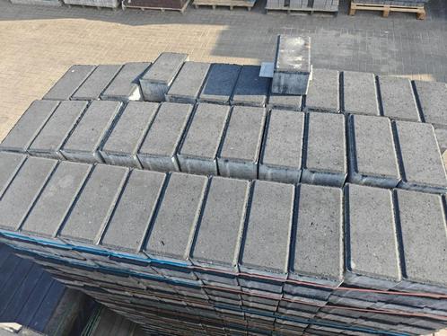 Betonklinkers zwart, Tuin en Terras, Tegels en Klinkers, Nieuw, Klinkers, Beton, 10 m² of meer, Ophalen