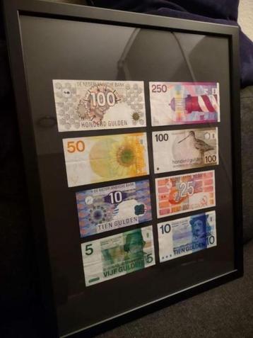 Set ingelijste guldenbiljetten, 5 t/m 250 gulden beschikbaar voor biedingen