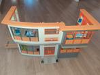 Playmobil kinderziekenhuis 6657 incl. Accessoires, Ophalen of Verzenden, Zo goed als nieuw, Complete set