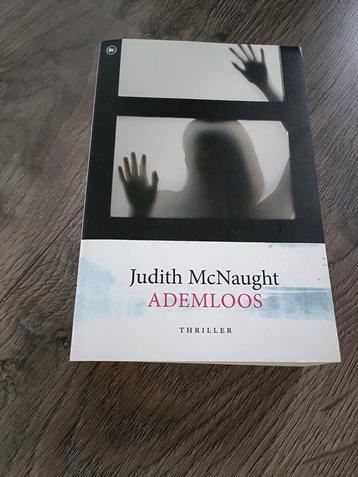 Ademloos  beschikbaar voor biedingen