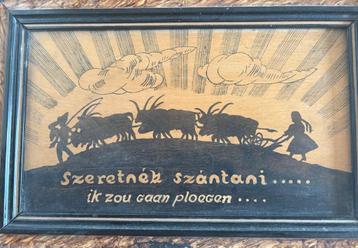 Houten schilderij uit Hongarije (WO II?), NL-Hongaars beschikbaar voor biedingen
