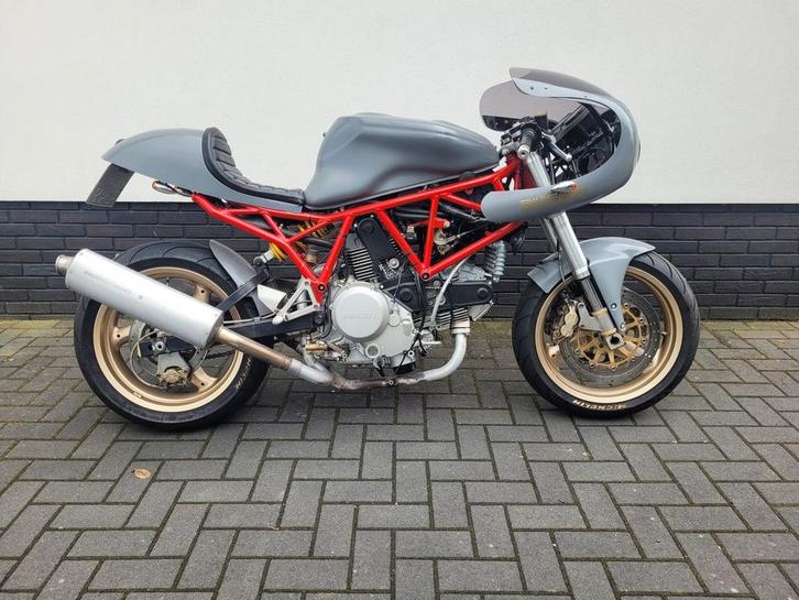 DUCATI 750 SS -caferacer-uniek! -2001, Motoren, Motoren | Ducati, Bedrijf, Super Sport, meer dan 35 kW, 2 cilinders, Motorrijbewijs A