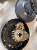 Harken 40 Radial 2 speed st / self-tailing lier, Ophalen of Verzenden, Zo goed als nieuw, Overige typen