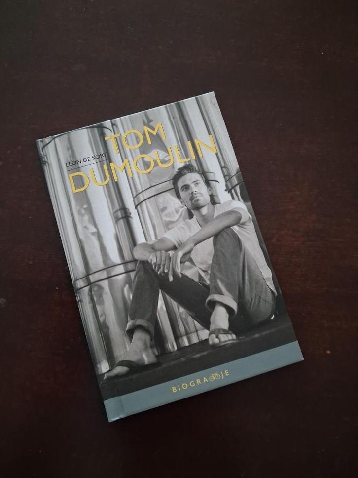 Leon de Kort - Tom Dumoulin, Boeken, Sportboeken, Zo goed als nieuw, Watersport en Hengelsport, Ophalen of Verzenden