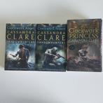 The Infernal devices series - Cassandra Clare, Ophalen of Verzenden, Zo goed als nieuw, Cassandra Clare