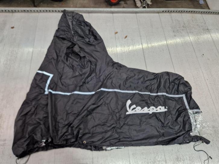 Scooter hoes ORIGINEEL Vespa past op lx sprint primavera c38, Fietsen en Brommers, Brommeronderdelen | Algemeen, Zo goed als nieuw