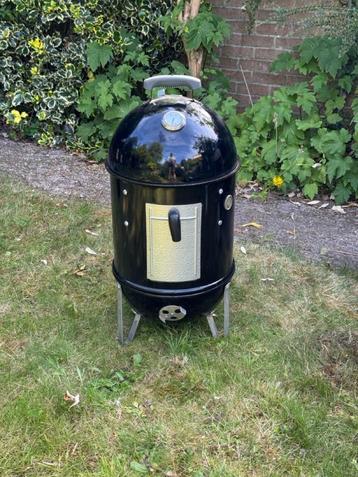 Weber Smokey Mountain Smoker 37cm beschikbaar voor biedingen