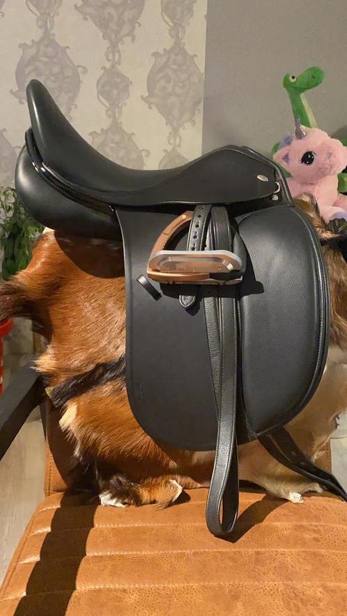 Prachtig Kentaur Ithaka Zadel, Dieren en Toebehoren, Paarden en Pony's | Zadels, Zo goed als nieuw, Dressuur, Verzenden