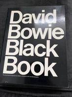 David Bowie Black Book - Geïllustreerde Biografie, Boeken, Ophalen of Verzenden, Gelezen, Film, Tv en Media