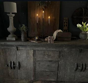 Oud houten dressoir old farm collectie Aura Peeperkorn SALE beschikbaar voor biedingen