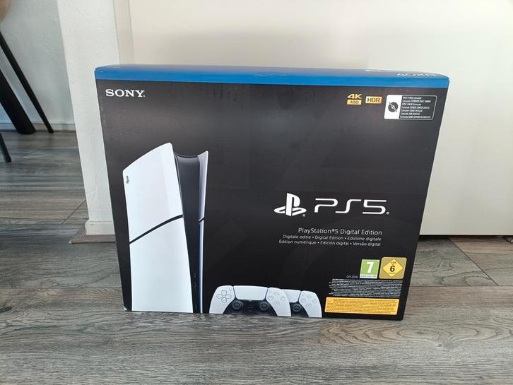 Playstation 5 Digital Edition + 2 Controllers, Spelcomputers en Games, Spelcomputers | Sony PlayStation 5, Nieuw, Playstation 5 Digital