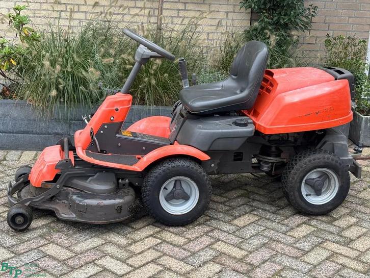 Husqvarna gebruikte frontmaaier R15c rider, Tuin en Terras, Zitmaaiers, Gebruikt