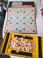 Scrabble spel in doos van 19x37, Hobby en Vrije tijd, Gezelschapsspellen | Bordspellen, Ophalen of Verzenden, Gebruikt