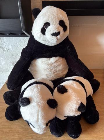IKEA panda knuffels beschikbaar voor biedingen