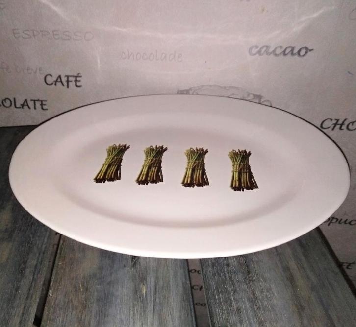 Asperge serveerschaaltje met asperge bosjes wit/groen, Huis en Inrichting, Keuken | Servies, Gebruikt, Schaal of Schalen, Overige stijlen