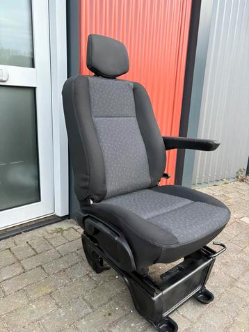 stoel met verwarming rechts opel movano renault master nv400 beschikbaar voor biedingen