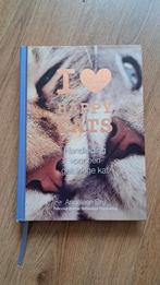 Boek: 'I love happy cats' door: Anneleen Bru, Anneleen Bru, Ophalen of Verzenden, Zo goed als nieuw, Katten