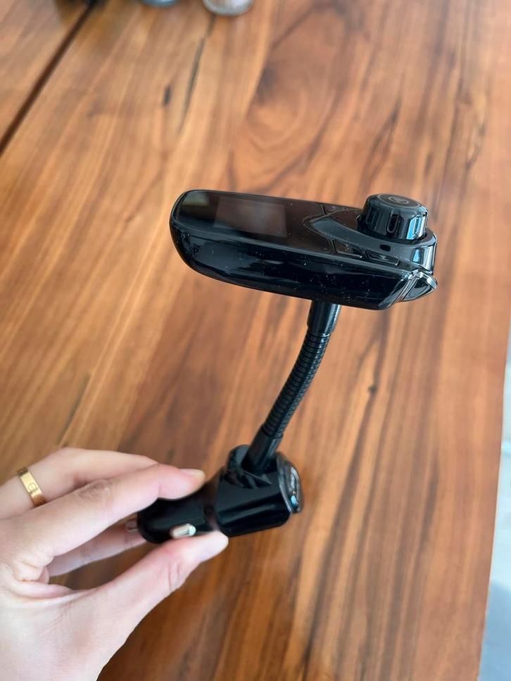 FM Transmitter voor Auto, Auto diversen, Autoradio's, Zo goed als nieuw, Ophalen of Verzenden