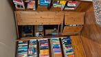 Grenen hoekbureau en boekenkast in goede staat, Antiek en Kunst, Ophalen
