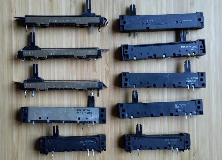 Schuifpotentiometers 10 stuks, Hobby en Vrije tijd, Elektronica-componenten, Gebruikt, Ophalen of Verzenden