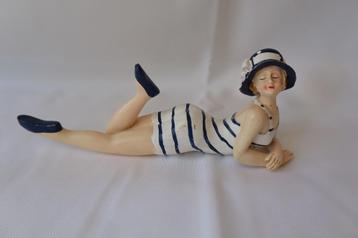 Vintage Moritz Pin up girl Art Deco stijl figurine beschikbaar voor biedingen