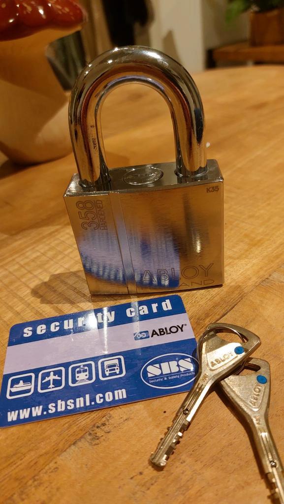 2 stuks Assa Abloy Slot - PL358 - Hoge Kwaliteit, Doe-het-zelf en Verbouw, Hang- en Sluitwerk, Nieuw, Slot, Rvs, Ophalen of Verzenden