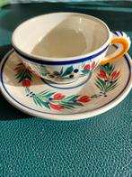 Quimper kop en schotel, Huis en Inrichting, Keuken | Servies, Ophalen of Verzenden, Zo goed als nieuw, Overige stijlen, Kop(pen) en/of Schotel(s)