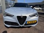 Alfa Romeo Stelvio 2.0 T AWD Q4 280pk Aut. AWD | Leder | Tre, Auto's, Alfa Romeo, Automaat, 4 cilinders, 1655 kg, Wit