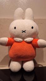 Knuffel Nijntje met Rammelaar, Ophalen of Verzenden, Zo goed als nieuw, Konijn