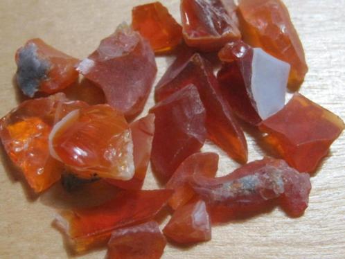 min. 10Kt ruwe edelstenen VUUROPAAL (2), Verzamelen, Mineralen en Fossielen, Mineraal, Verzenden