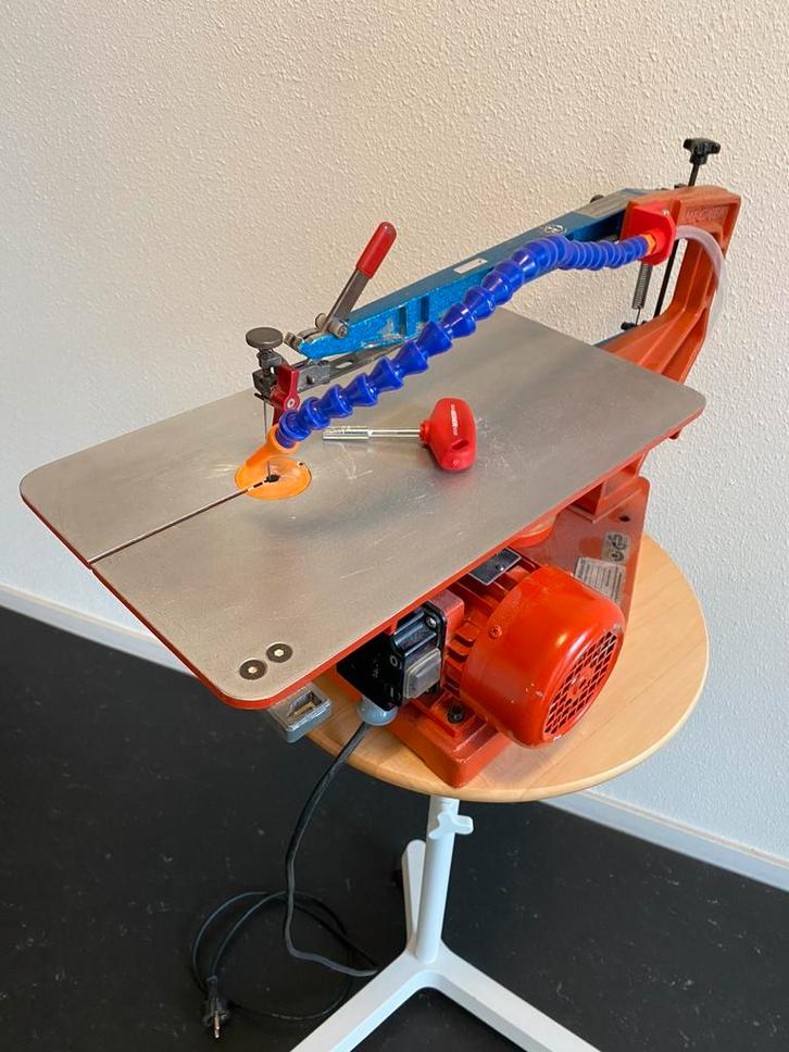 Hegner Figuurzaagmachine Multicut S2, Hobby en Vrije tijd, Knutselen, Gebruikt, Gereedschap of Toebehoren, Ophalen