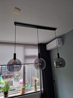 Moderne hanglamp met 3 glazen bollen, Huis en Inrichting, Lampen | Hanglampen, Ophalen of Verzenden, Zo goed als nieuw, Glas, Modern