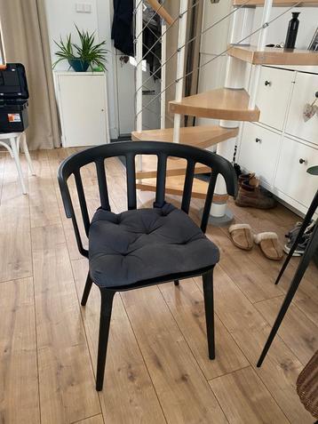 Stoel beschikbaar voor biedingen