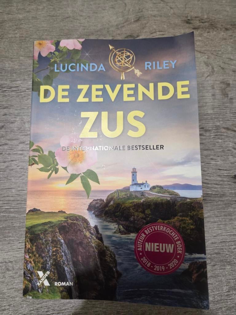 De Zevende Zus - Lucinda Riley, Boeken, Ophalen of Verzenden, Gelezen, Lucinda Riley